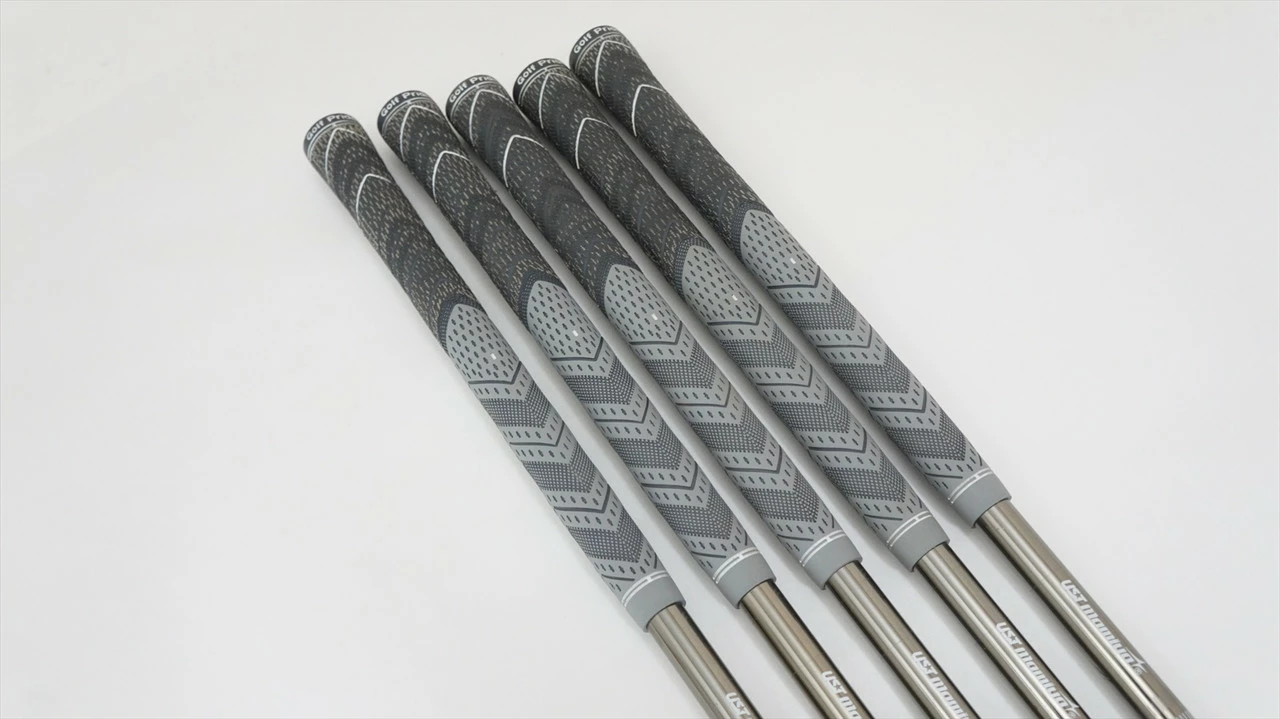 Taylormade M5 Iron Set 7-Pw, Gw Regular Flex Recoil Es 460 Graphite 0898001 Good - Image 3