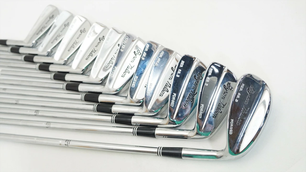 Cleveland Byron Nelson Iron Set 1-Pw, Sw Stiff Flex Dynamic Gold 0993451 Mint - Image 4