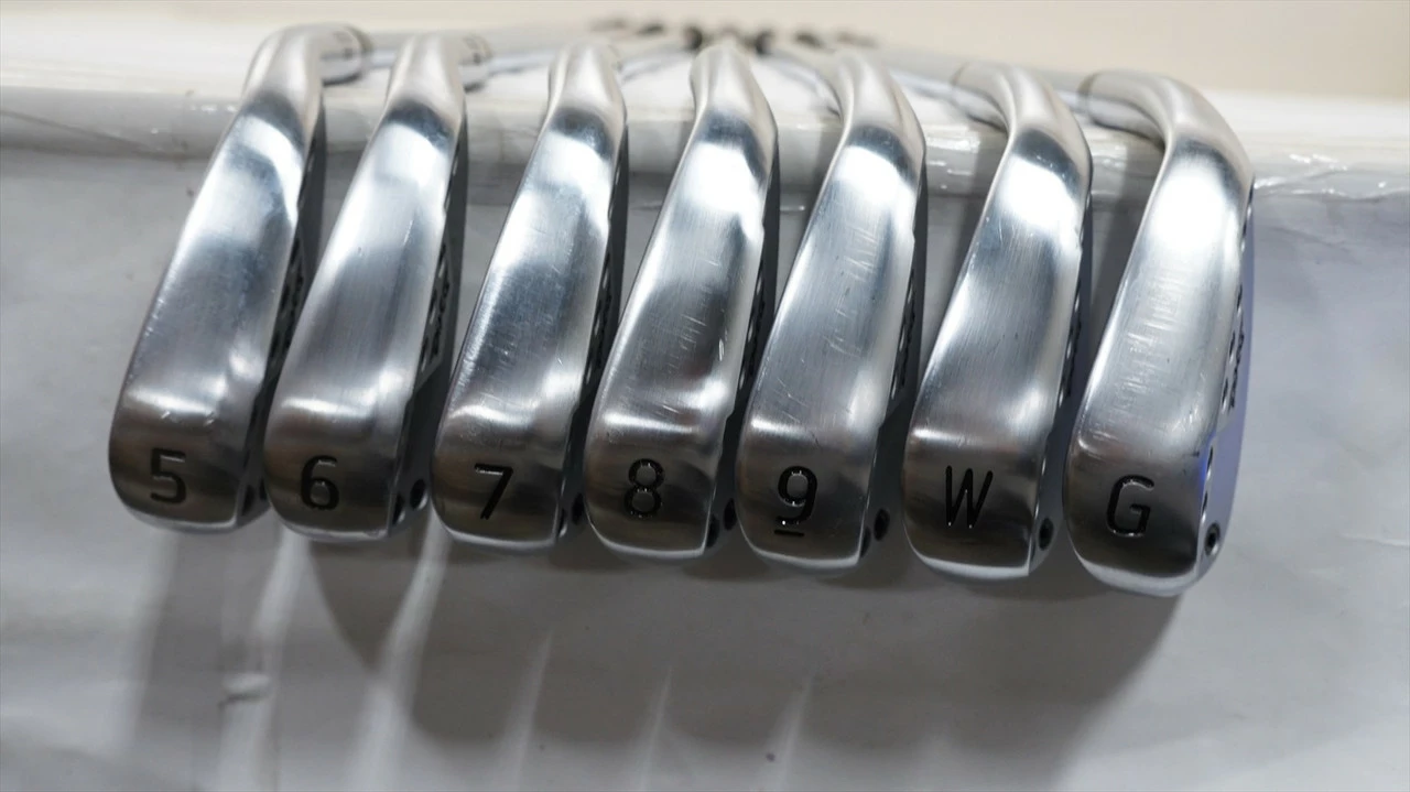 Pxg 0311 Xp Gen 3 Iron Set 5-Pw, Gw Stiff Modus3 Tour105 Plus 1" 0998298 Mint