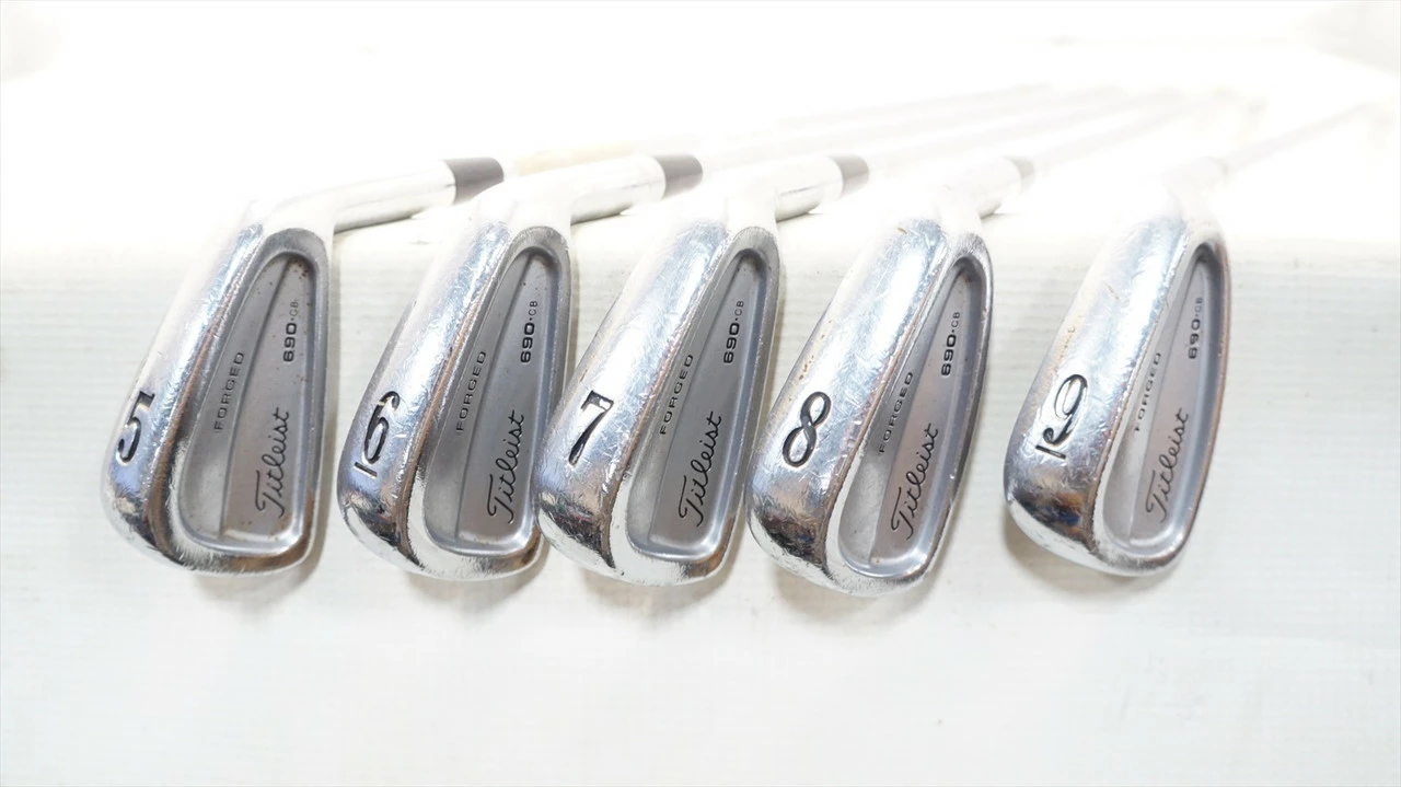 Titleist 690 Cb Forged Iron Set 4-9Iron Stiff Flex Dynamic Gold 0998534 Fair