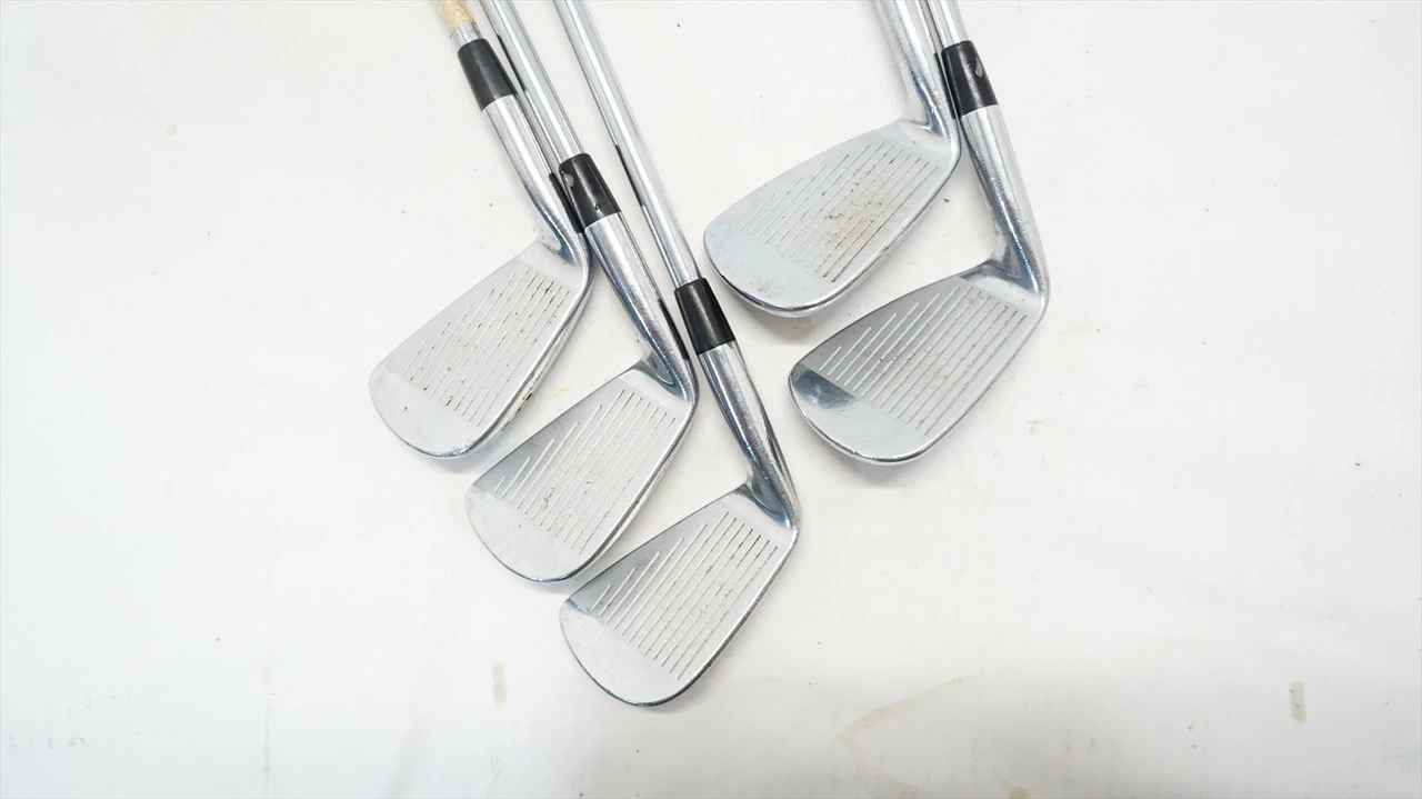 Titleist 690 Cb Forged Iron Set 4-9Iron Stiff Flex Dynamic Gold 0998534 Fair - Image 4