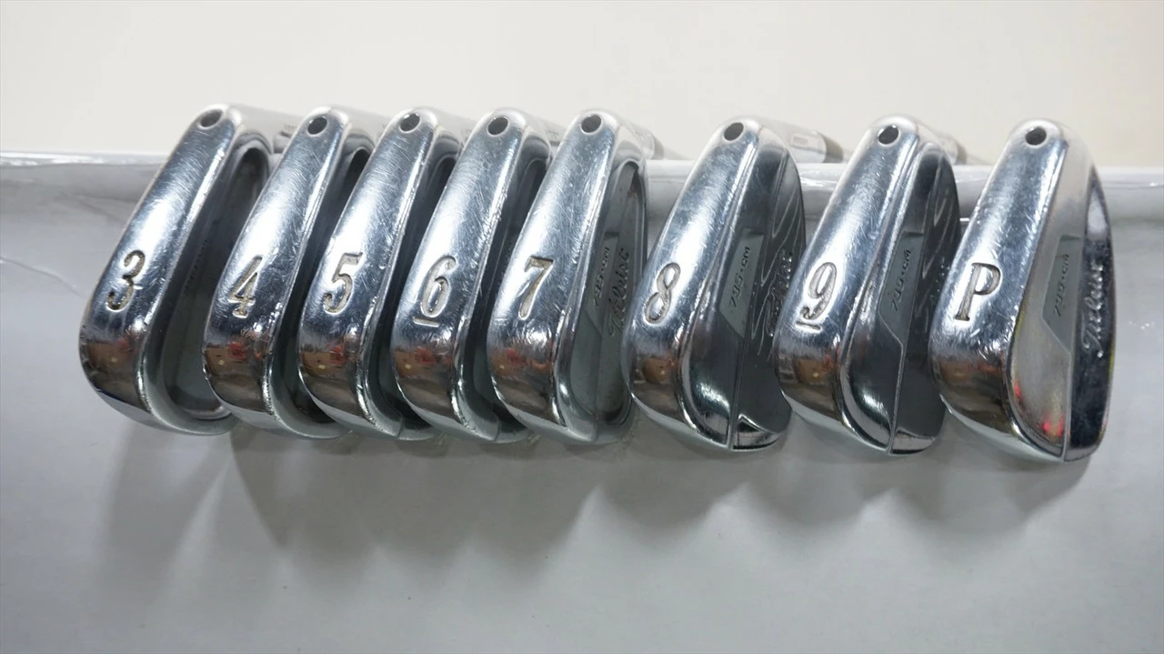 Titleist 735.Cm Chrome Iron Set 3-Pw Stiff Flex Dynamic Gold Steel 1008933 Fair
