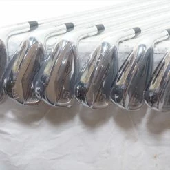 New Wilson D9 Forged Iron Set 5-Pw, Gw Regular Dynamic Gold 95 Vss Pro 1013292