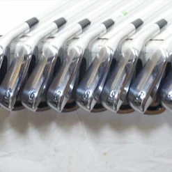 Srixon Z 585 Iron Set 4-Pw, Aw Regular Flex Modus3 Tour 105 Steel 1016970 Good