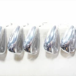 New Wilson D9 Forged Iron Set 5-Pw, Gw Regular Dynamic Gold 95 Steel 1020291